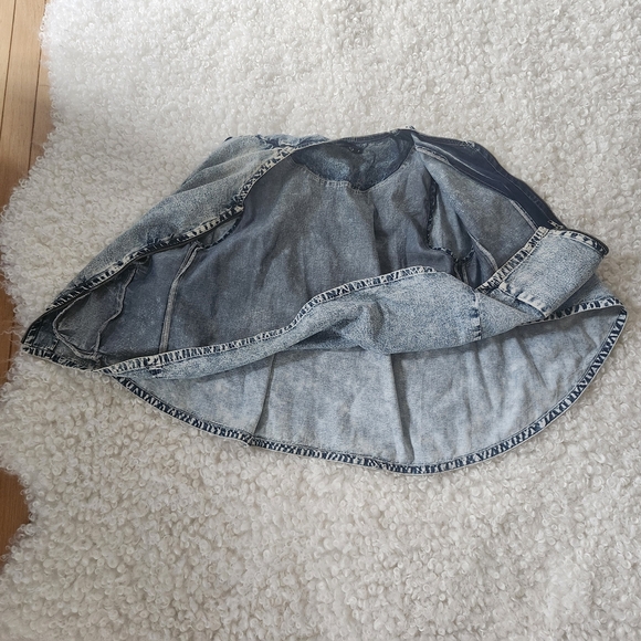 Denim Look Cropped Cape Jacket Sz S Lightweight Chambray Style Western Cowgirl - Picture 8 of 11